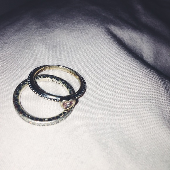 Pandora ring bundle - Picture 2 of 3